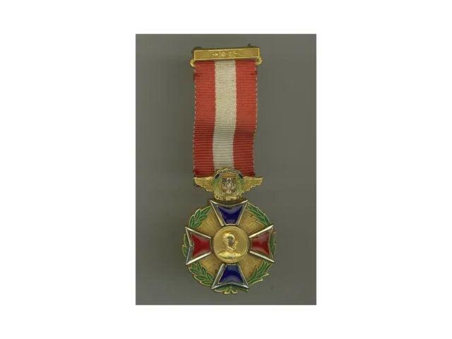 Orden del Mérito Aéreo — II Clase