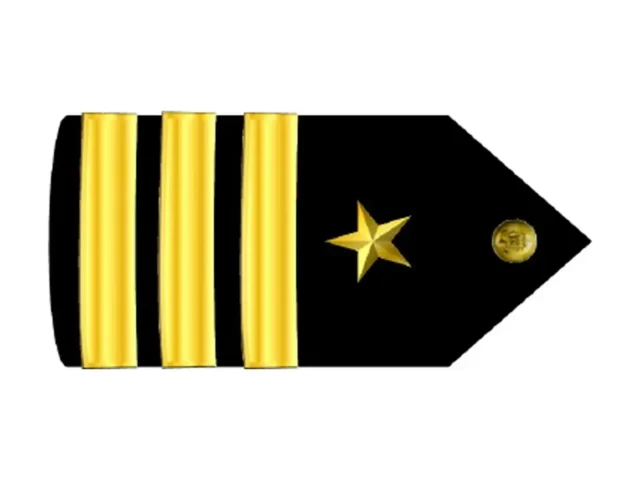 Capona ARD — Capitán de Fragata