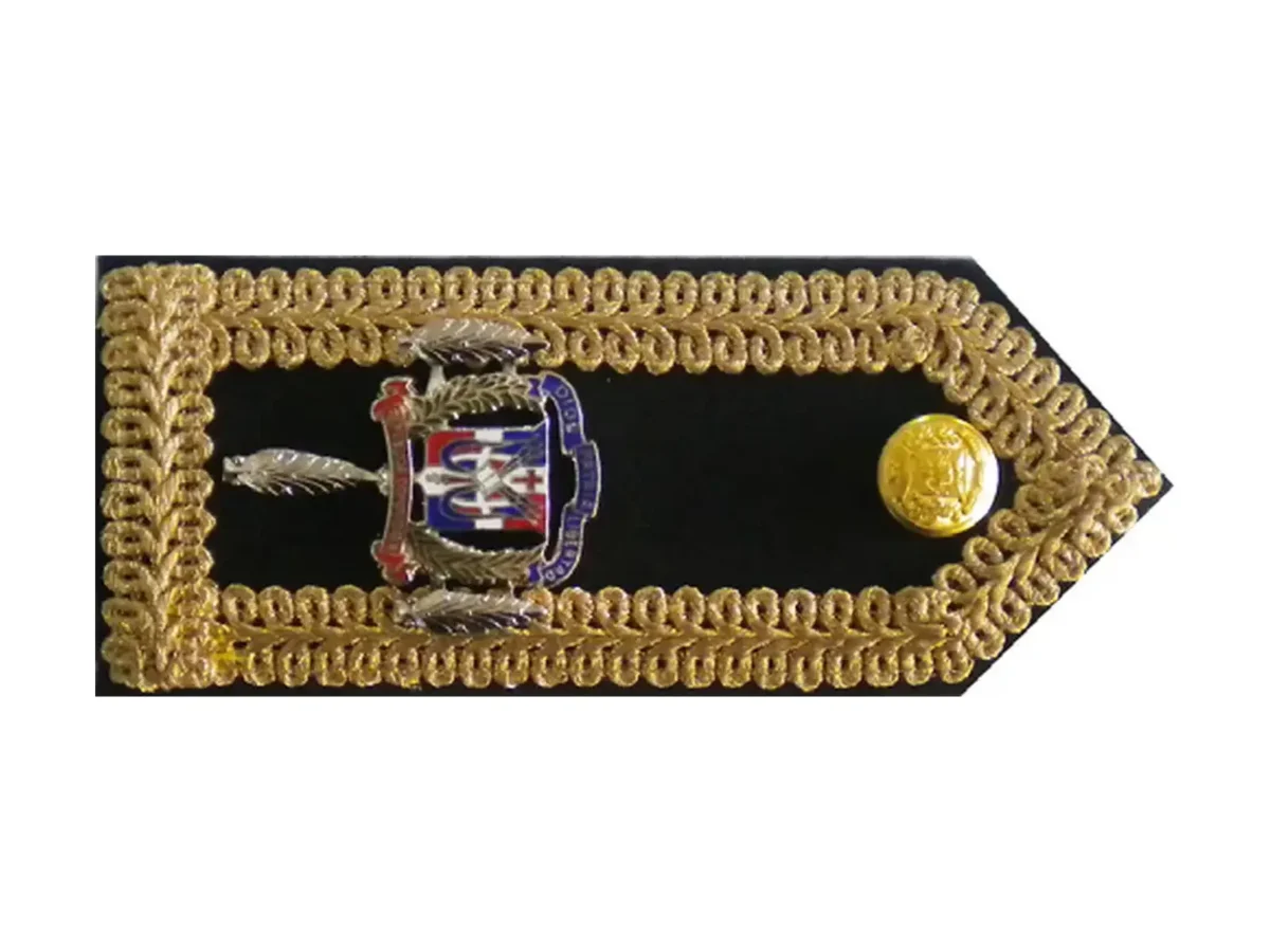 Capona negra de oficial general