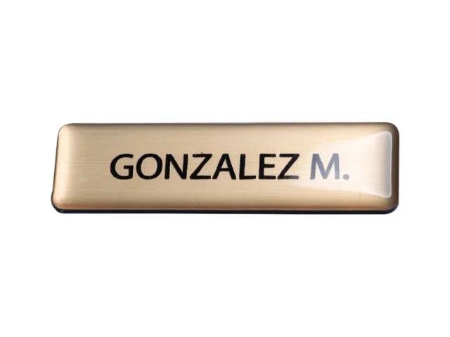 Distintivo con resina